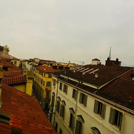 Il Nido Di Oreste, Un Rifugio Incantevole Dove Ogni Angolo E Un Invito Al Relax E Al Benessere Lejlighed Torino