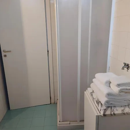 Il Nido Di Oreste, Un Rifugio Incantevole Dove Ogni Angolo E Un Invito Al Relax E Al Benessere Appartement Turijn